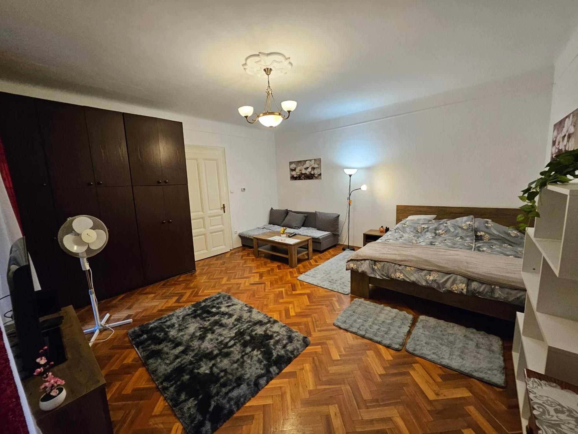 Pet Friendly 2Bdr Apartment Budapest Luaran gambar